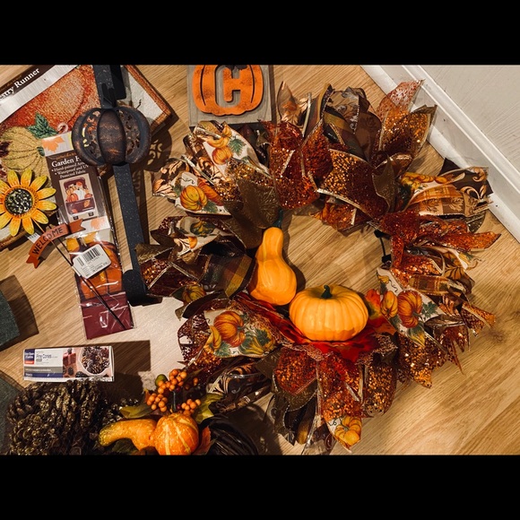 Fall Decor - Picture 2 of 8